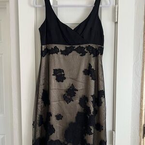 Anne Klein Black and Tan Floral Dress